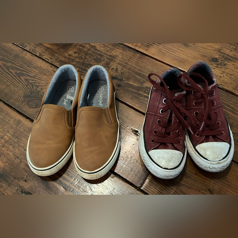 Boys shoes size 13 Converse / Cat and Jack